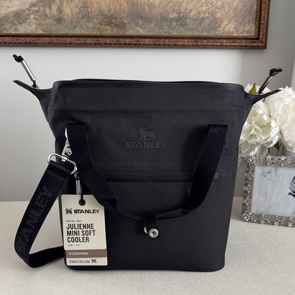 New Stanley Julienne Mini Soft Cooler - Black Carry Cooler - Picture 10 of 16